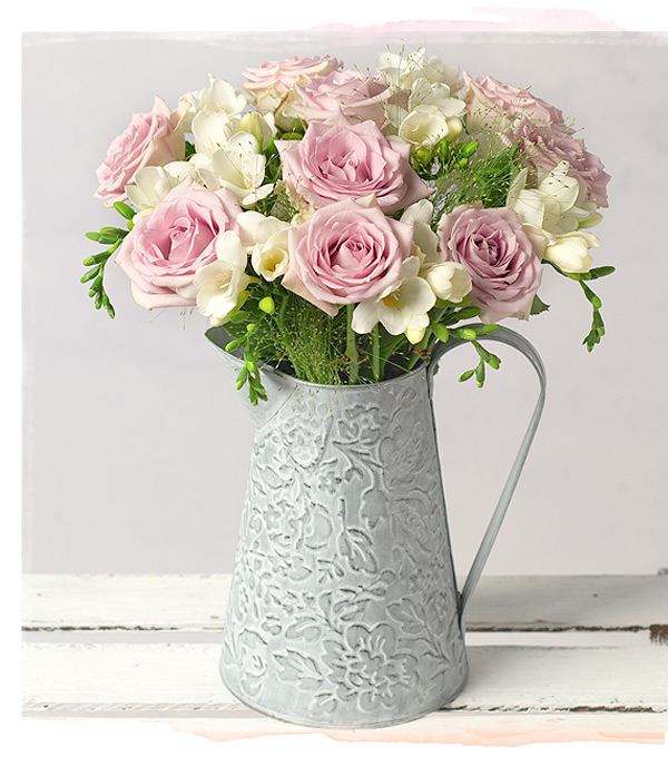Freesias and Roses - Only &pound;26.40 delivered