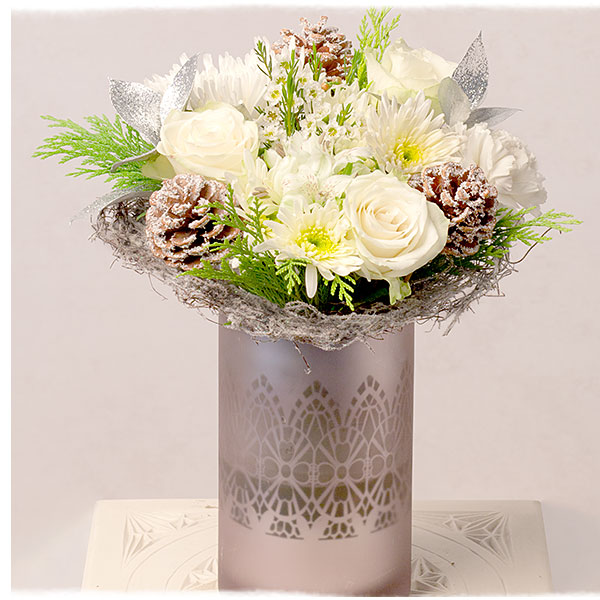 Ice Magic Posy - Only &pound;27 delivered