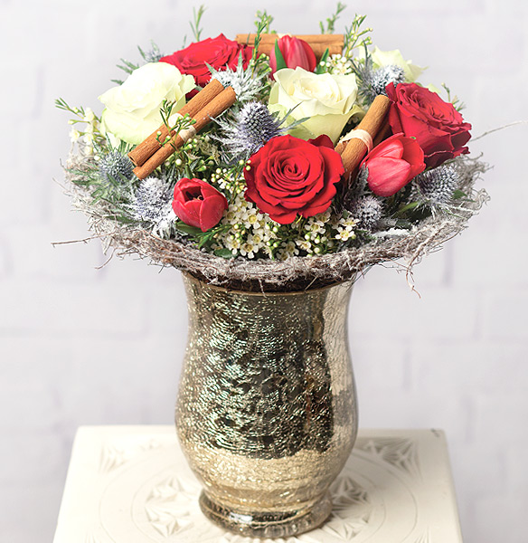 Winter Posy - Only &pound;25.19